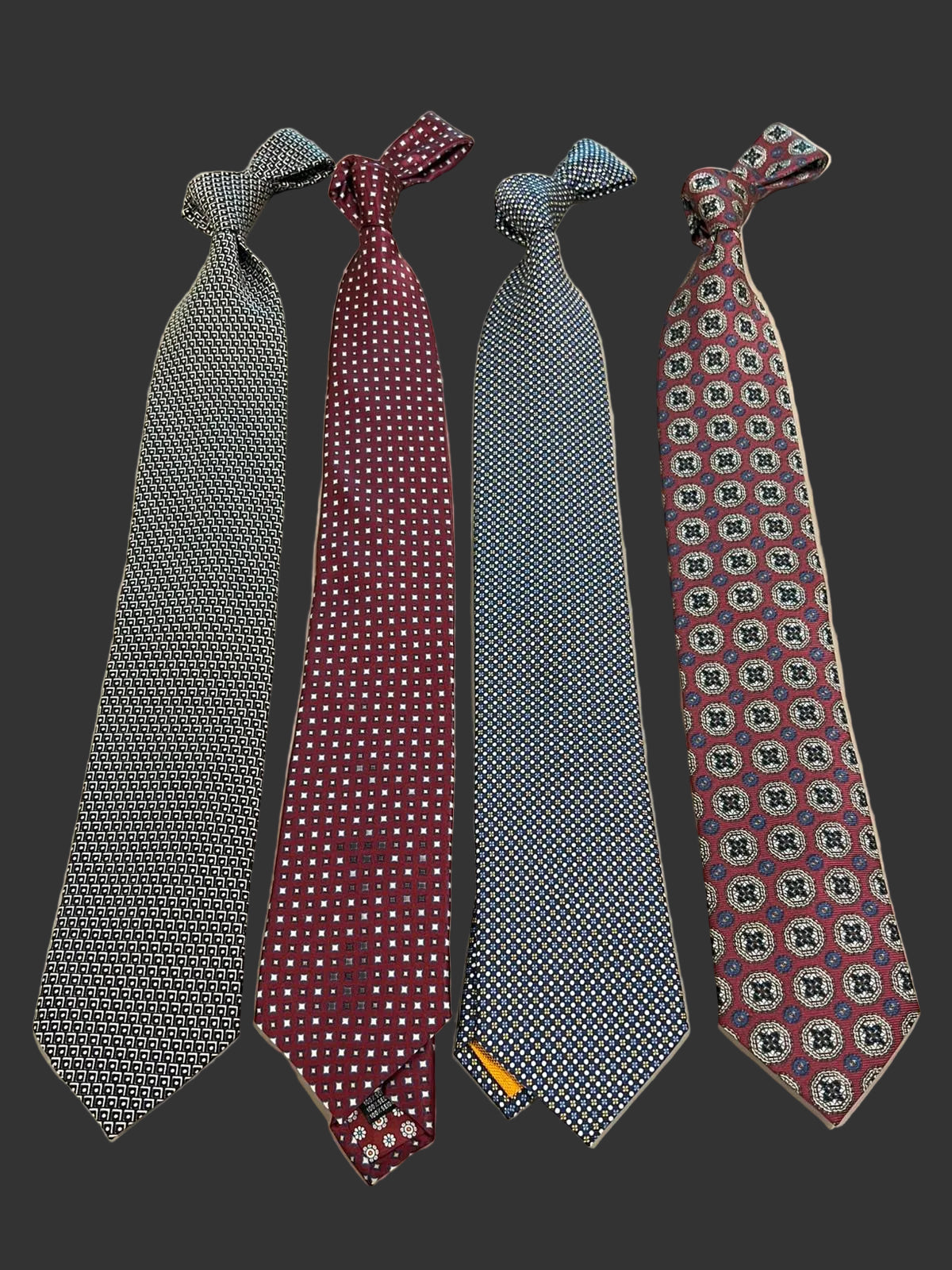 Seidenkrawatte Foulard & Medaillon
