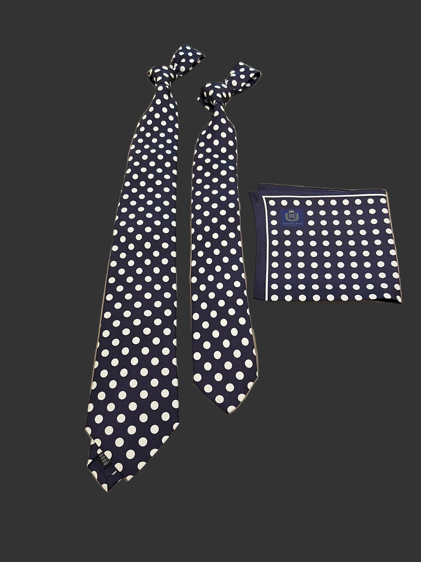 Seidenkrawatte Marineblau mit weißen Punkten (mit Einstecktuch)