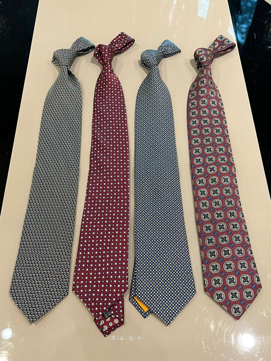 Seidenkrawatte Foulard & Medaillon
